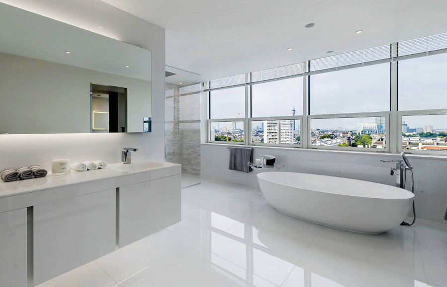 Modern Design White Bathroom