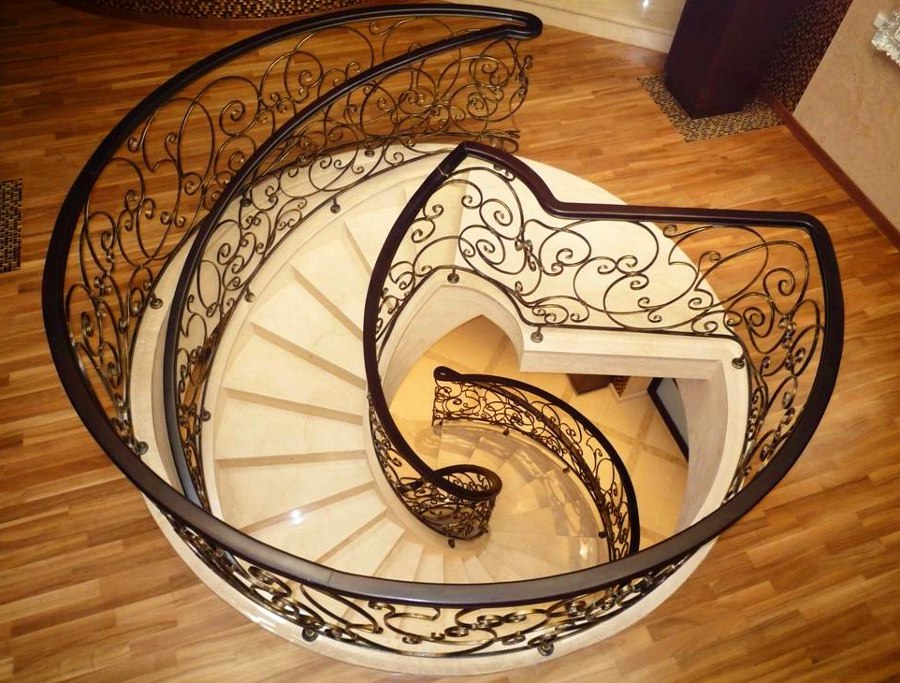 Round Staircase