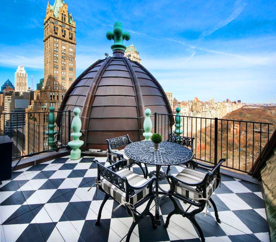 Terrace with Checkered Floor