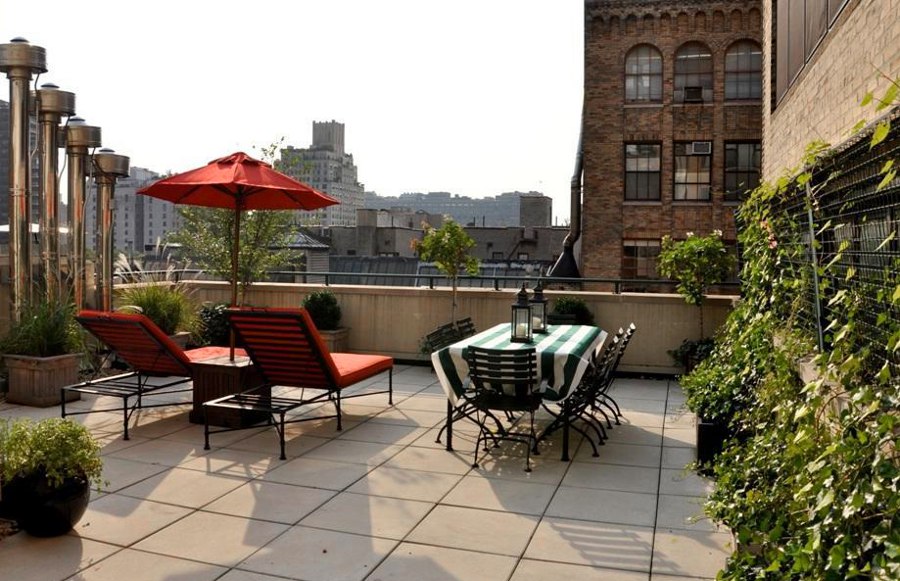 Terrace with Recliners