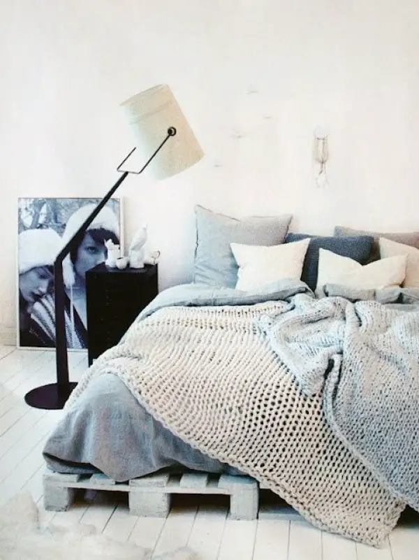 my scandinavian home: Bed time in serene blues and greys