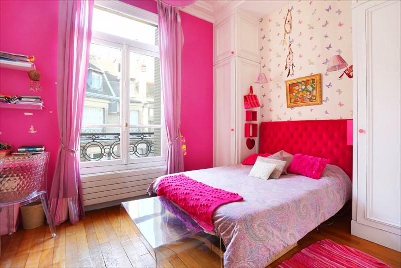 Paris Apartment Kids Room
