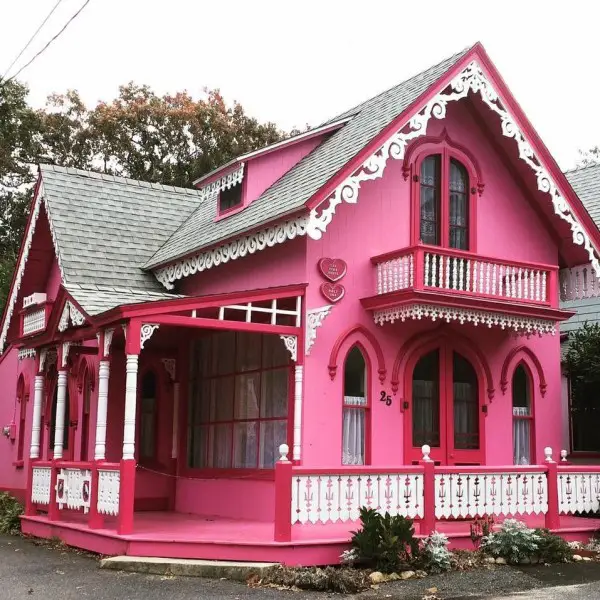 Hot Pink Cottage House 