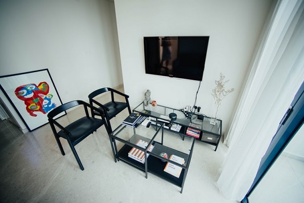 Modern Chairs in a Living Room without Sofa 