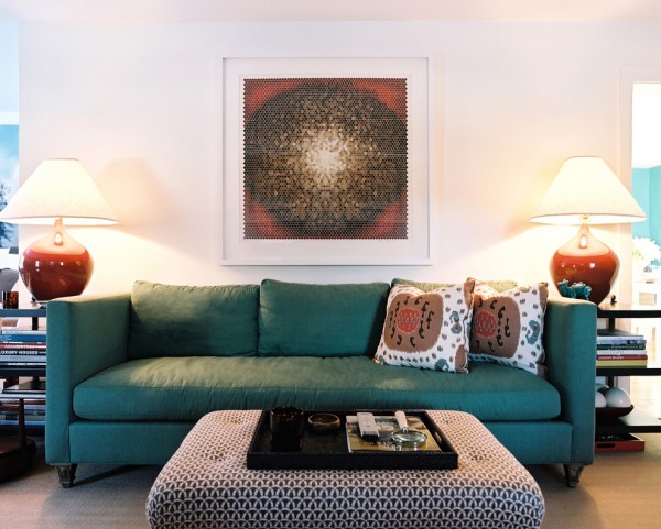 13 Awesome Living Room Ideas With A Teal Sofa That Designers Love