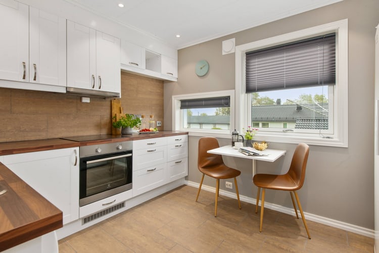 grey kitchen blinds