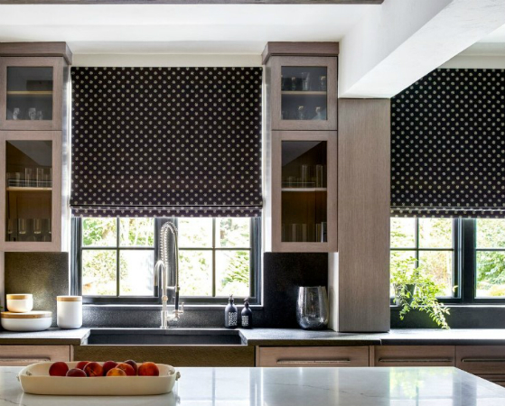 15 Unique Kitchen Blinds Ideas That Designers Love