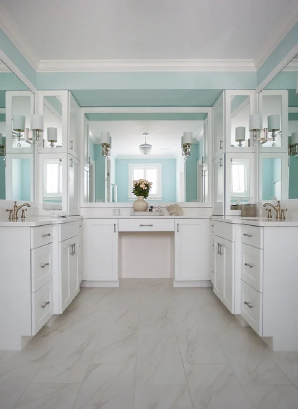 Beach style bathroom white shaker cabinets 