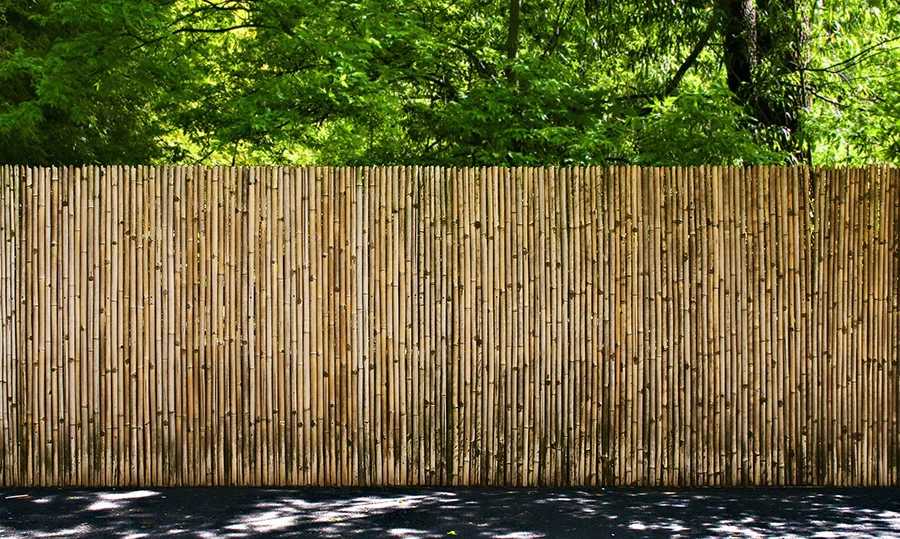 Bamboo outdoor privacy screen fence