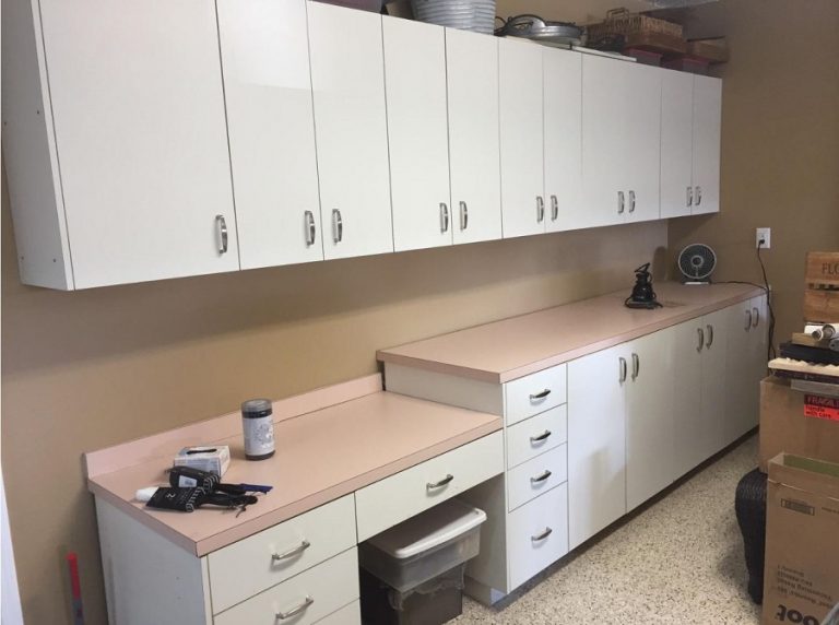 Top 10 Best White Paints for Kitchen Cabinets in 2022