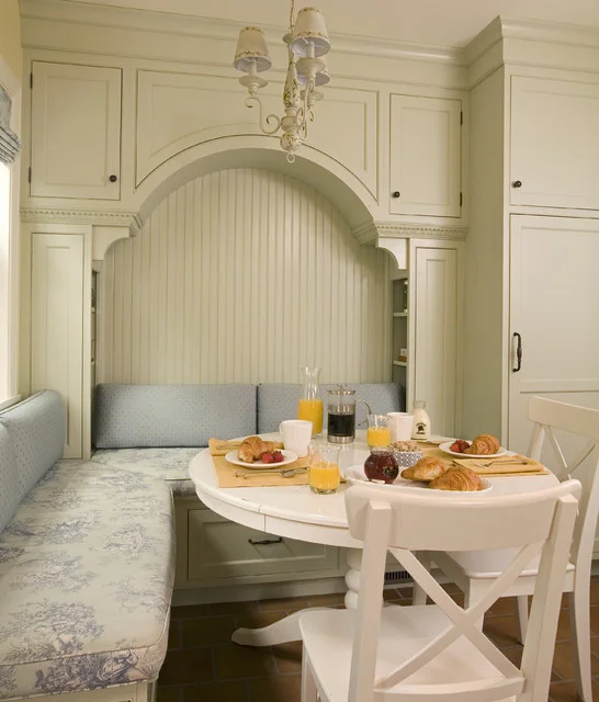 Breakfast nook with storage