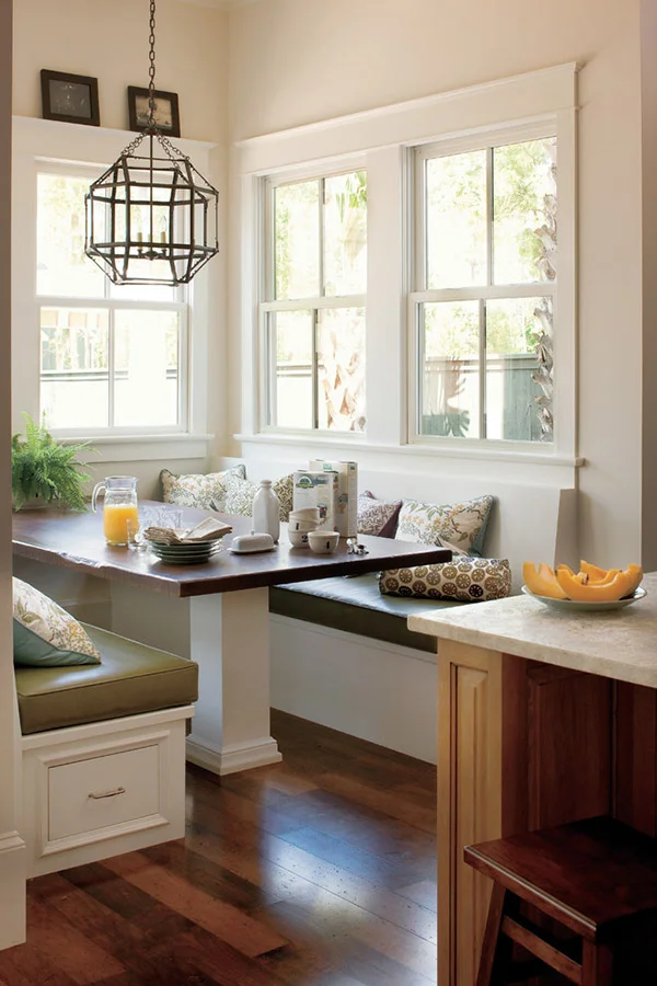 Corner breakfast nook
