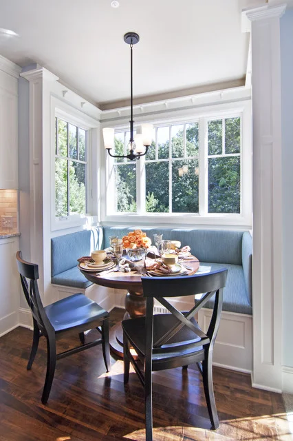 Small breakfast nook