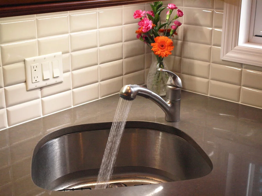 Small corner sink