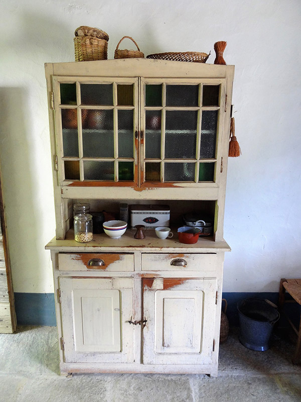 Vintage metal kitchen hutch