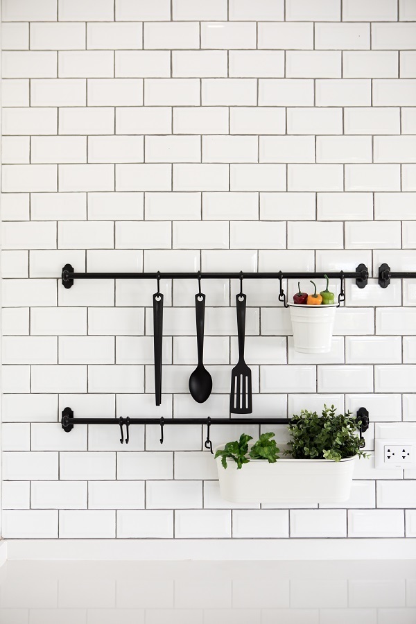 Kitchen Utensil Hanger Rail 