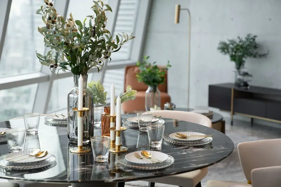black marble dining table