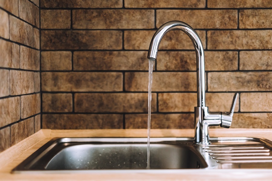 types of kitchen faucets