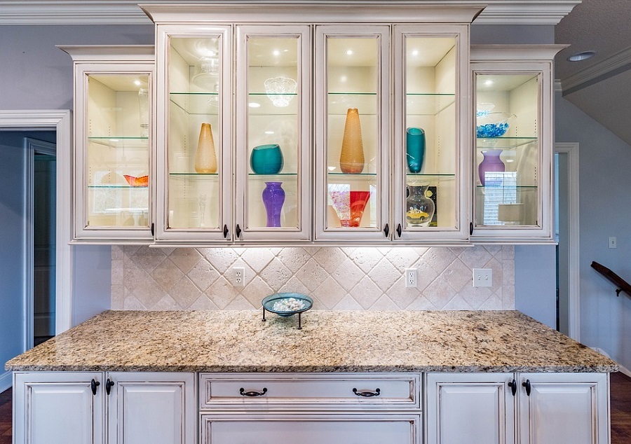 kitchen cabinet accent lighting