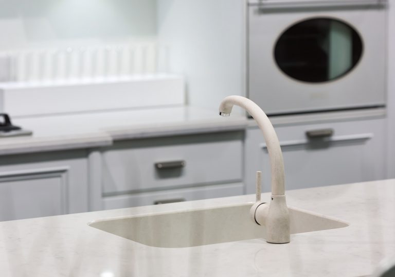 The 11 Kitchen Sink Material Alternatives to Choose From