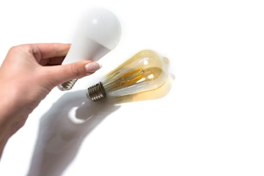 light bulb watt vs lumen