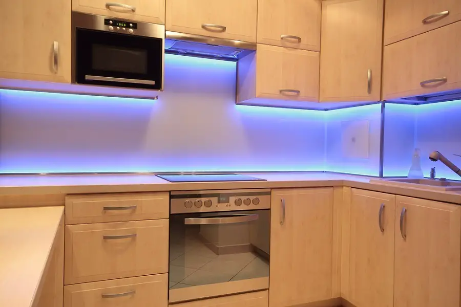 under cabinet ambient kitchen lights