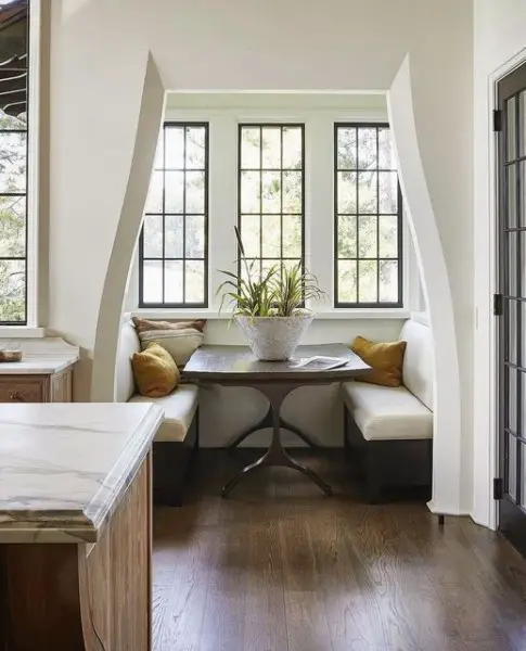 Breathtakingly Beautiful Built-in Banquettes kitchen window nook