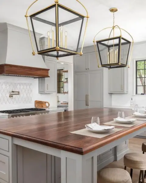 Great Kitchens!️️️ Every day! kitchen with island and dining table