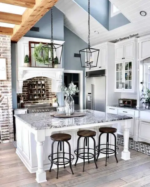 DECOR STEALS kitchen with island and dining table