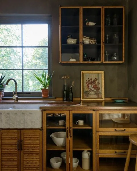 Haberdasher's Kitchen with Lime Paint by Bauwerk Colour in 'Tumble' oak kitchen cabinets