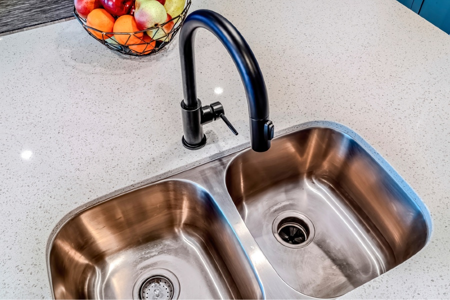 gooseneck faucet bar sink