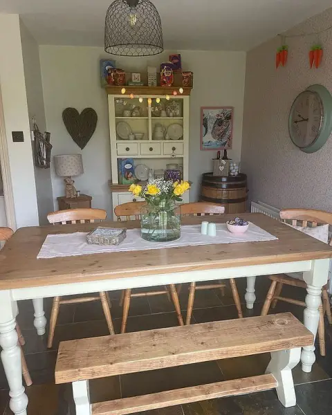 Rustic And Artistic: A Cottagecore Kitchen Table Design ivy decor