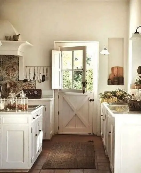 Inviting Dutch Farmhouse-Style Kitchen Door Design kitchen door