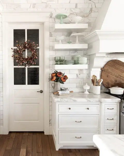 Festive & Chic Autumn Kitchen Door Design With Open Shelving And Marble Backsplash kitchen door