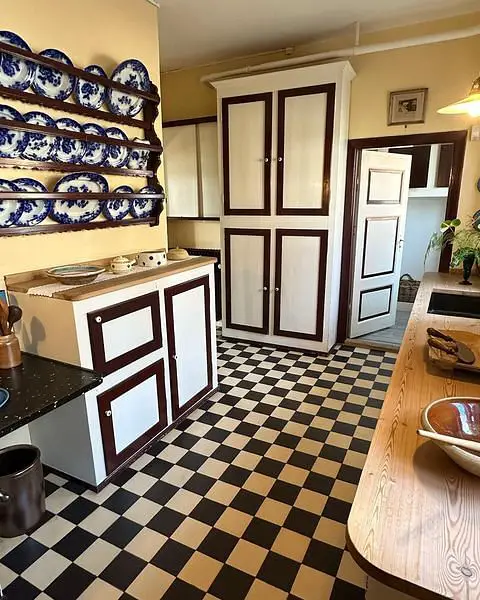 Elegant And Vintage Kitchen Door Design: A Heritage Representation In Kerteminde kitchen door