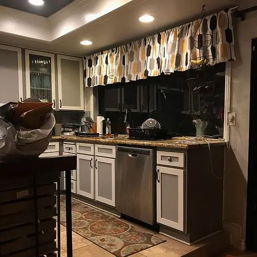 Efficiently Charming: Mid-Century Modern Kitchen Valance Design In A Small Space kitchen valance