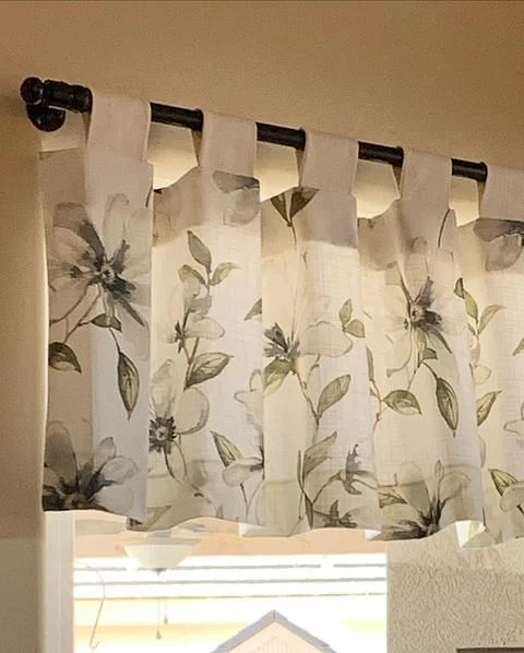 Textile Delight: Colorful And Playful Kitchen Valance Design kitchen valance