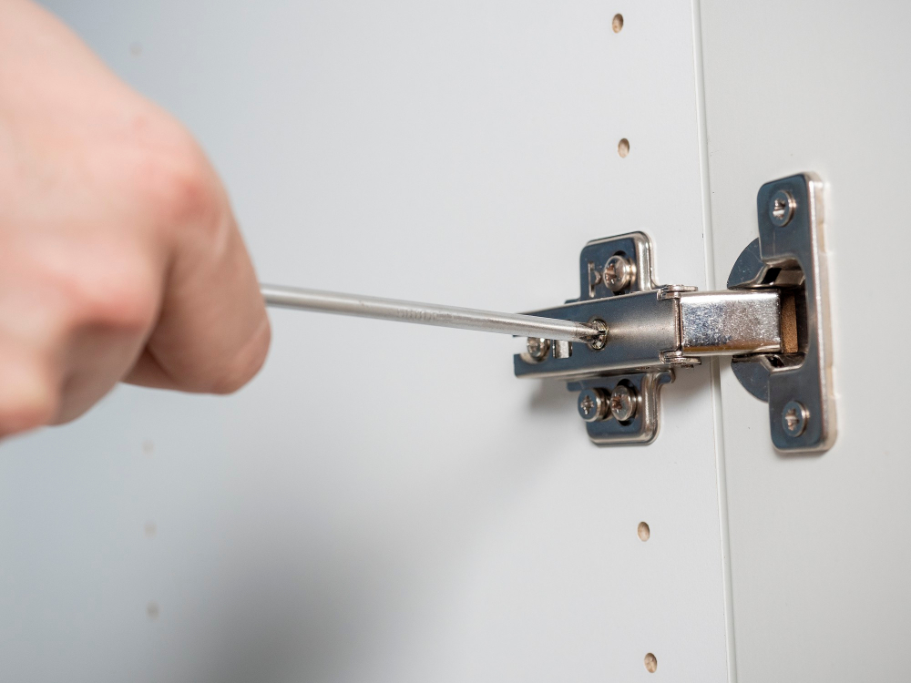 soft-close hinges for cabinet install