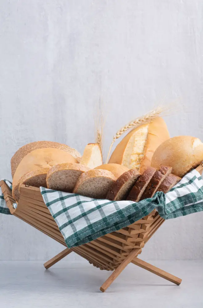 Bread Basket With Linens