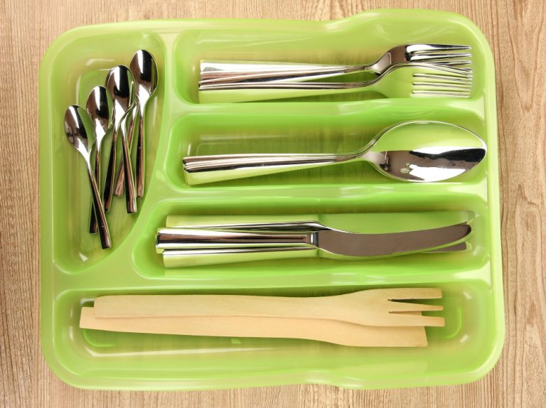 How to Organize Kitchen Utensils Without Drawers