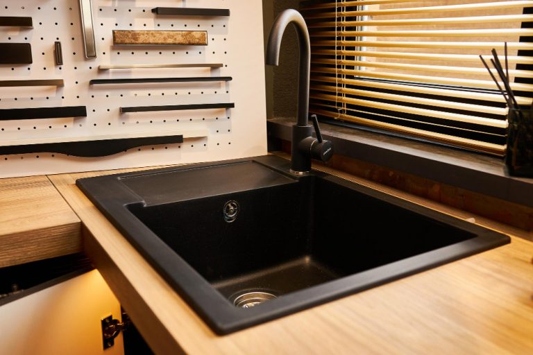 What Gauge Should a Kitchen Sink Be? Guide to Sink Thickness Selection