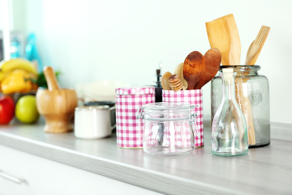 kitchen utensil in mason jar