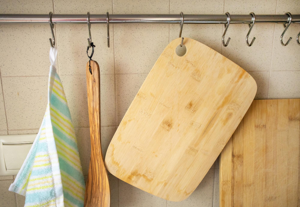 Under-Cabinet hook towel