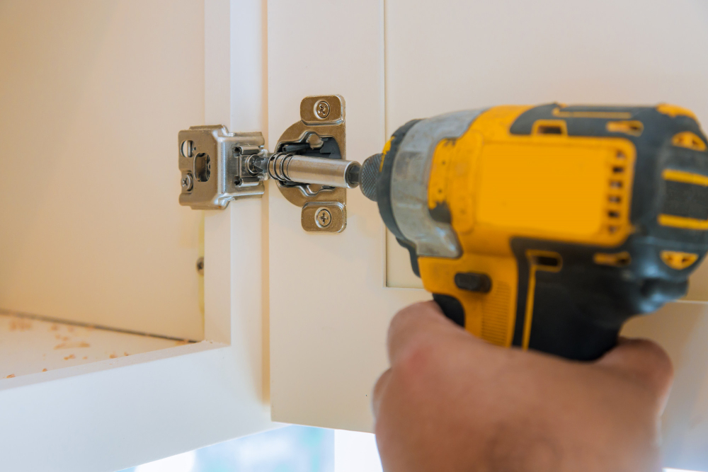 Misaligned Doors and Hinges Kitchen Cabinet Doors