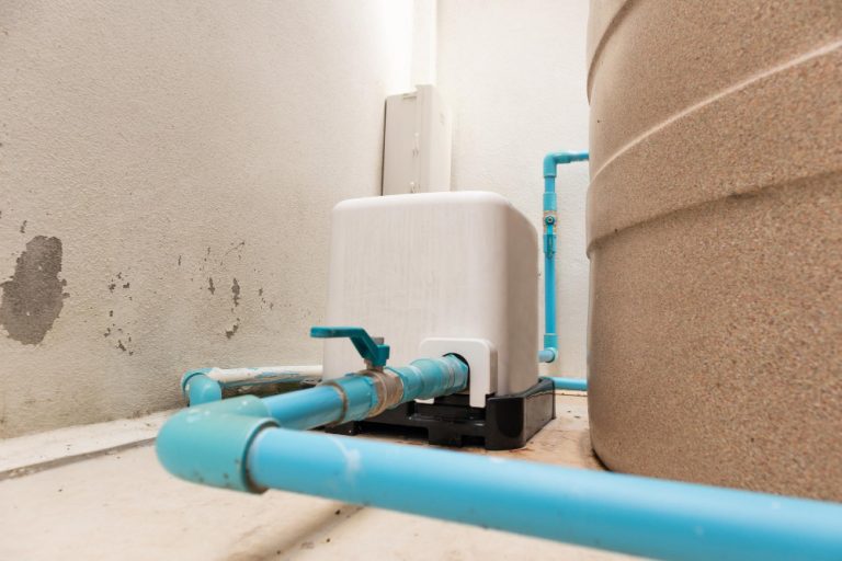 Bathroom vs. Kitchen Tap Water: Unraveling the Differences