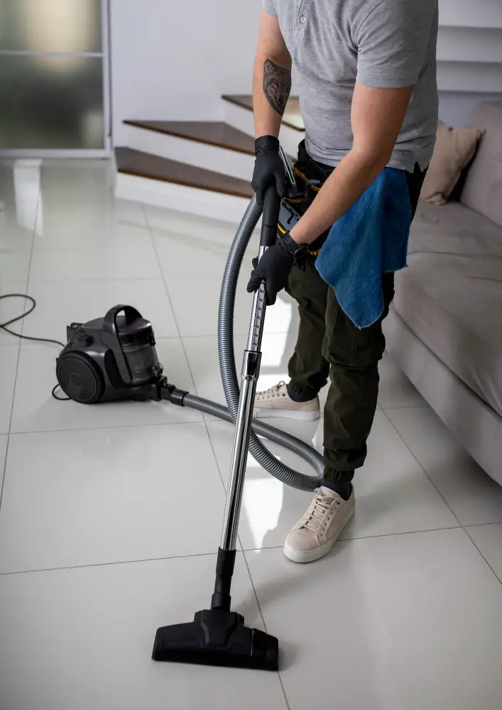 The Advantages of Using a Tile and Grout Cleaner Machine