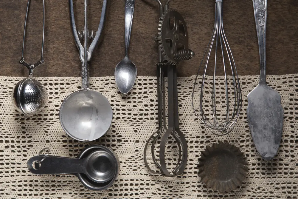 When to Replace Kitchen Tools