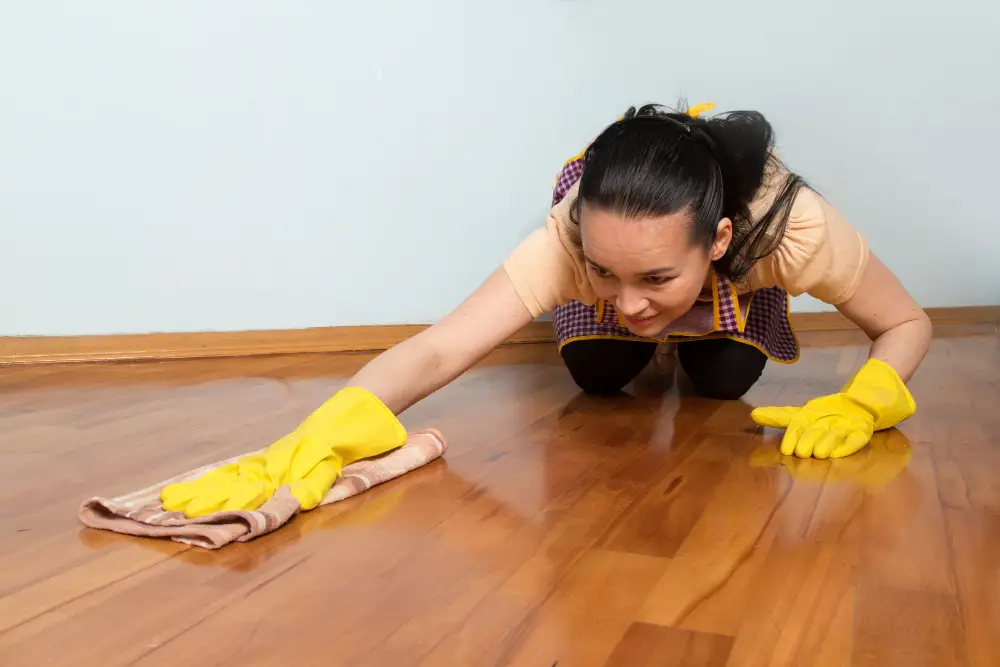 Cleaning Spills on Hardwoord Floors with Soft Cloth