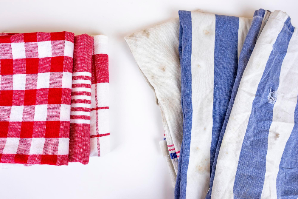 Decluttering Kitchen Towels