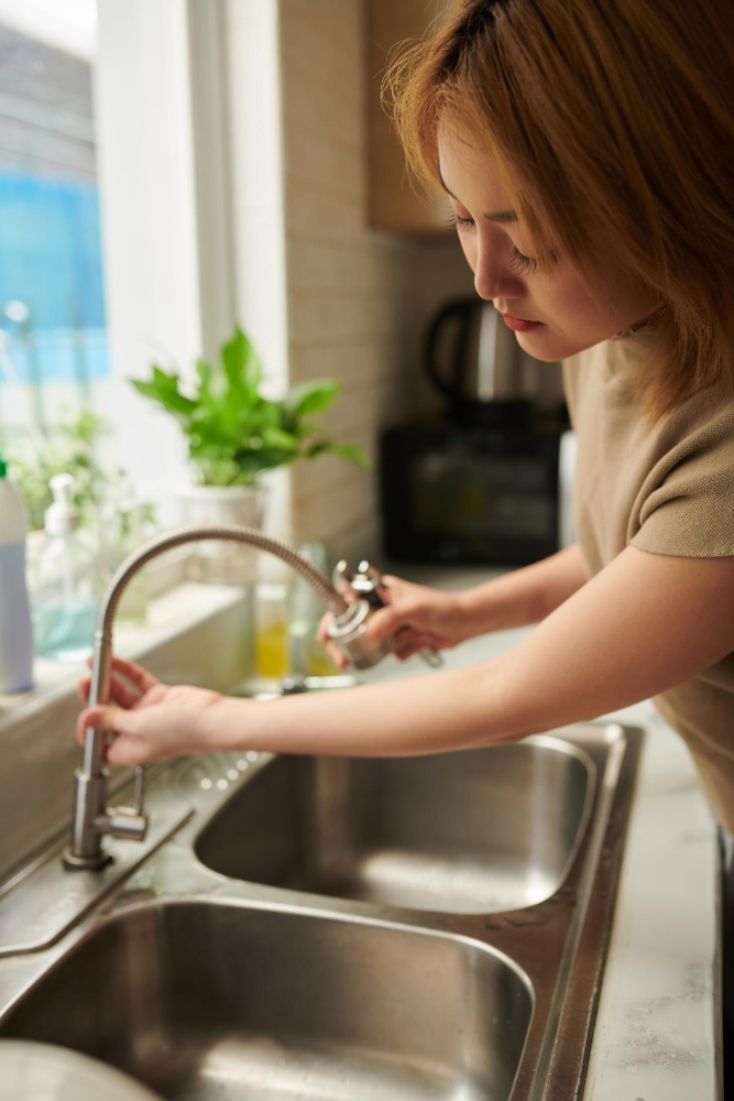 Kitchen Sink Leak 